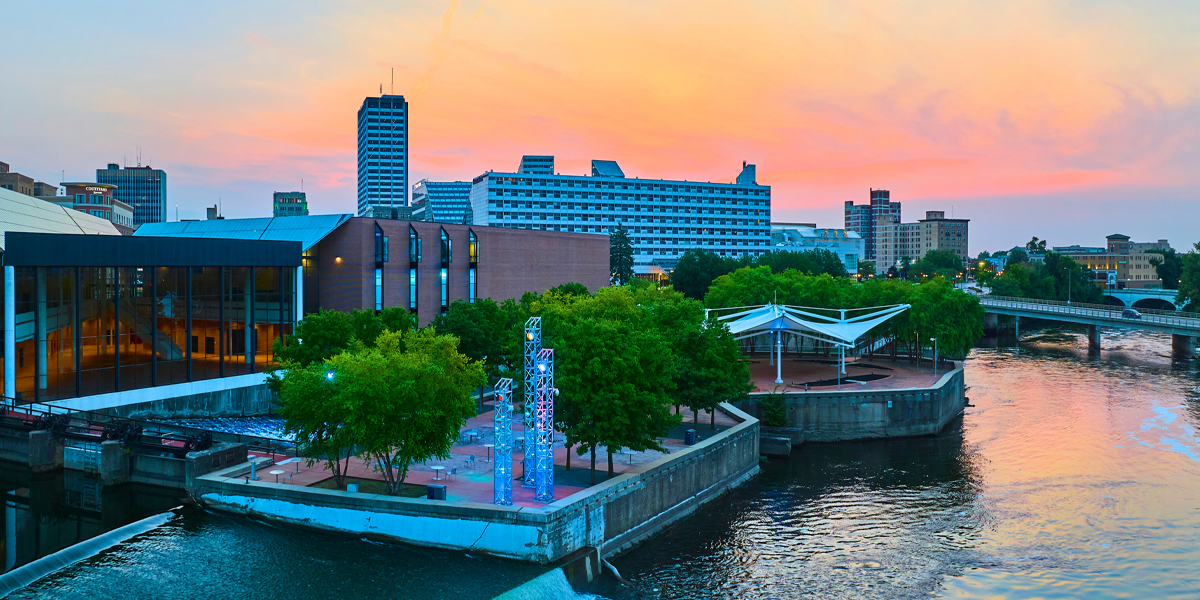 South Bend cityscape with river view at dusk